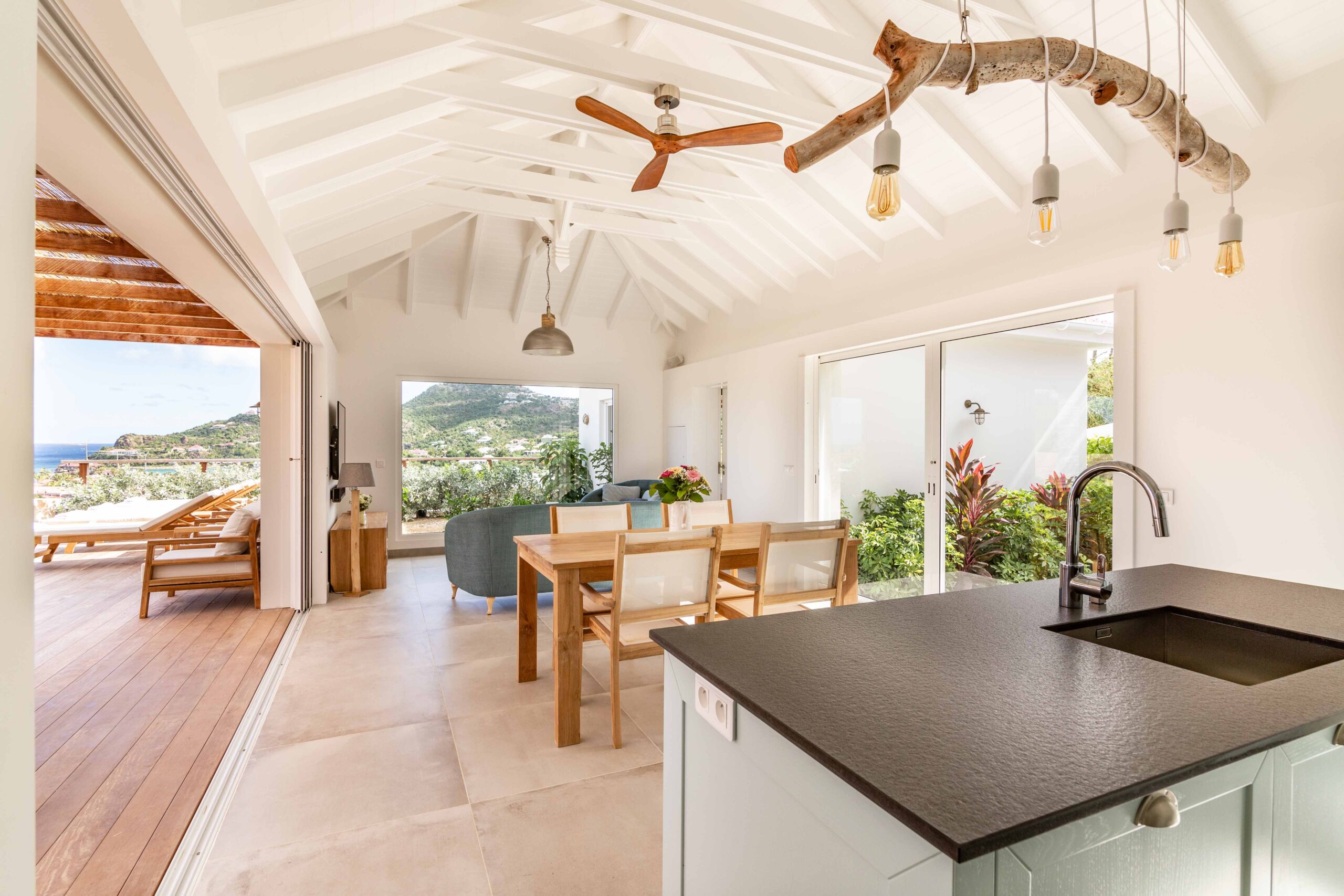 Feel - Au Paille en Queue in St. Jean, St. Barthélemy