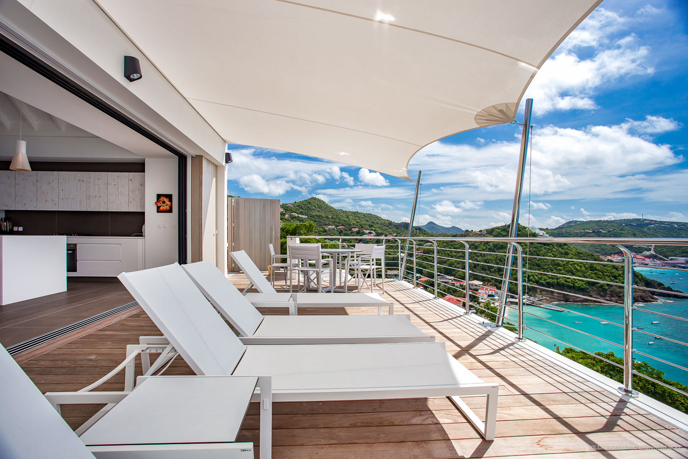 See - Passage in Corossol, St. Barthélemy