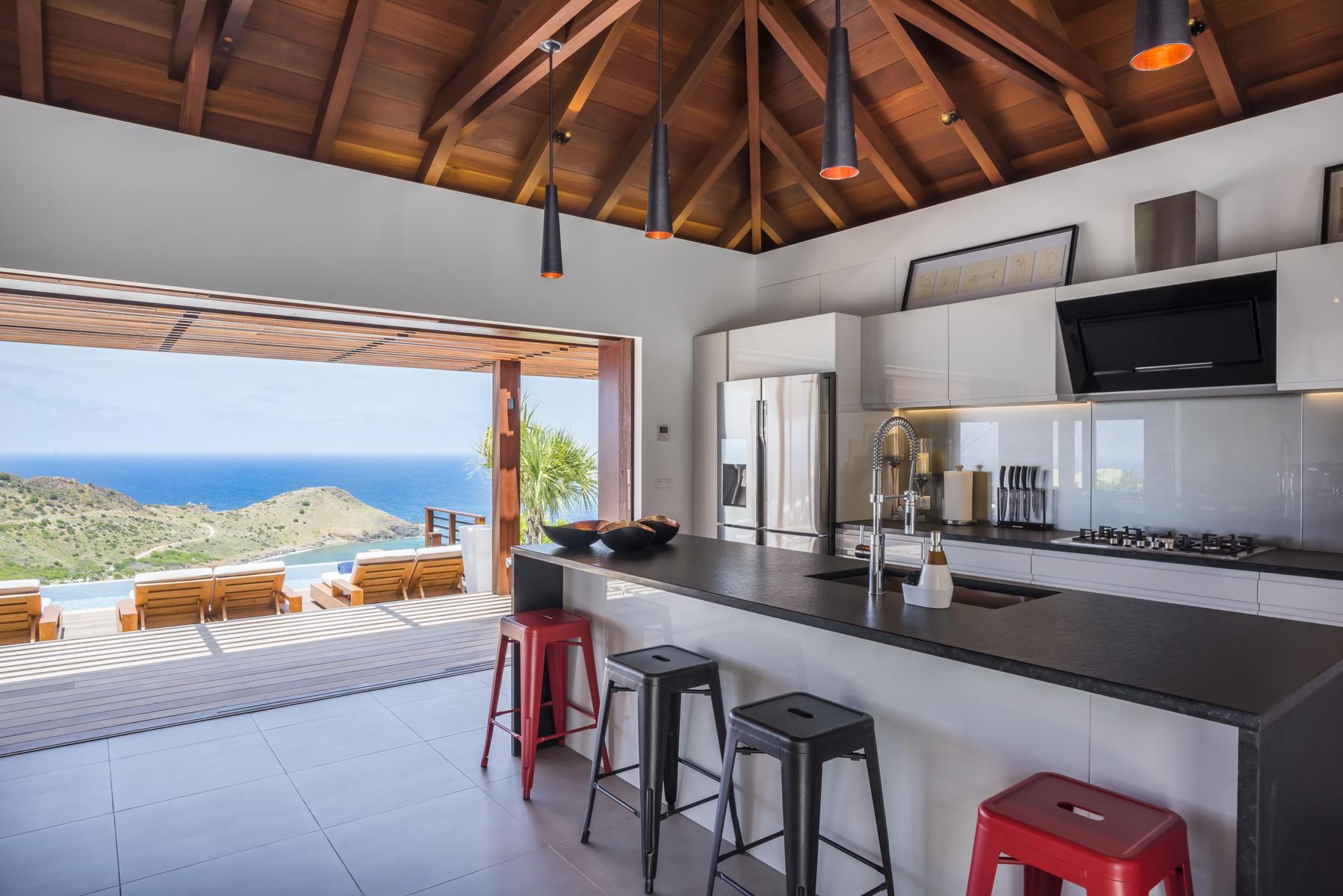 Taste - la Danse du Soleil in Deve, St. Barthélemy