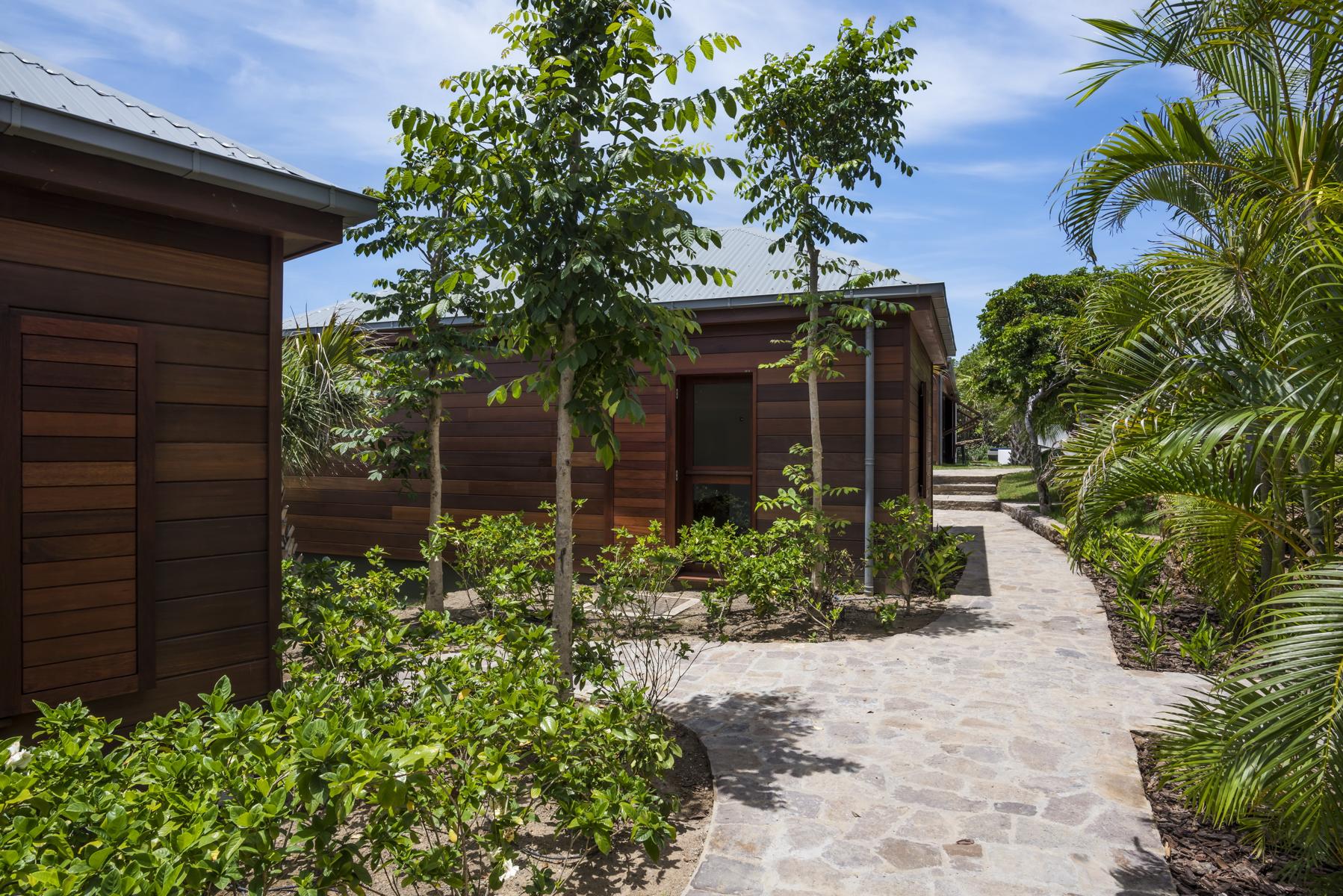 Smell - la Danse du Soleil in Deve, St. Barthélemy