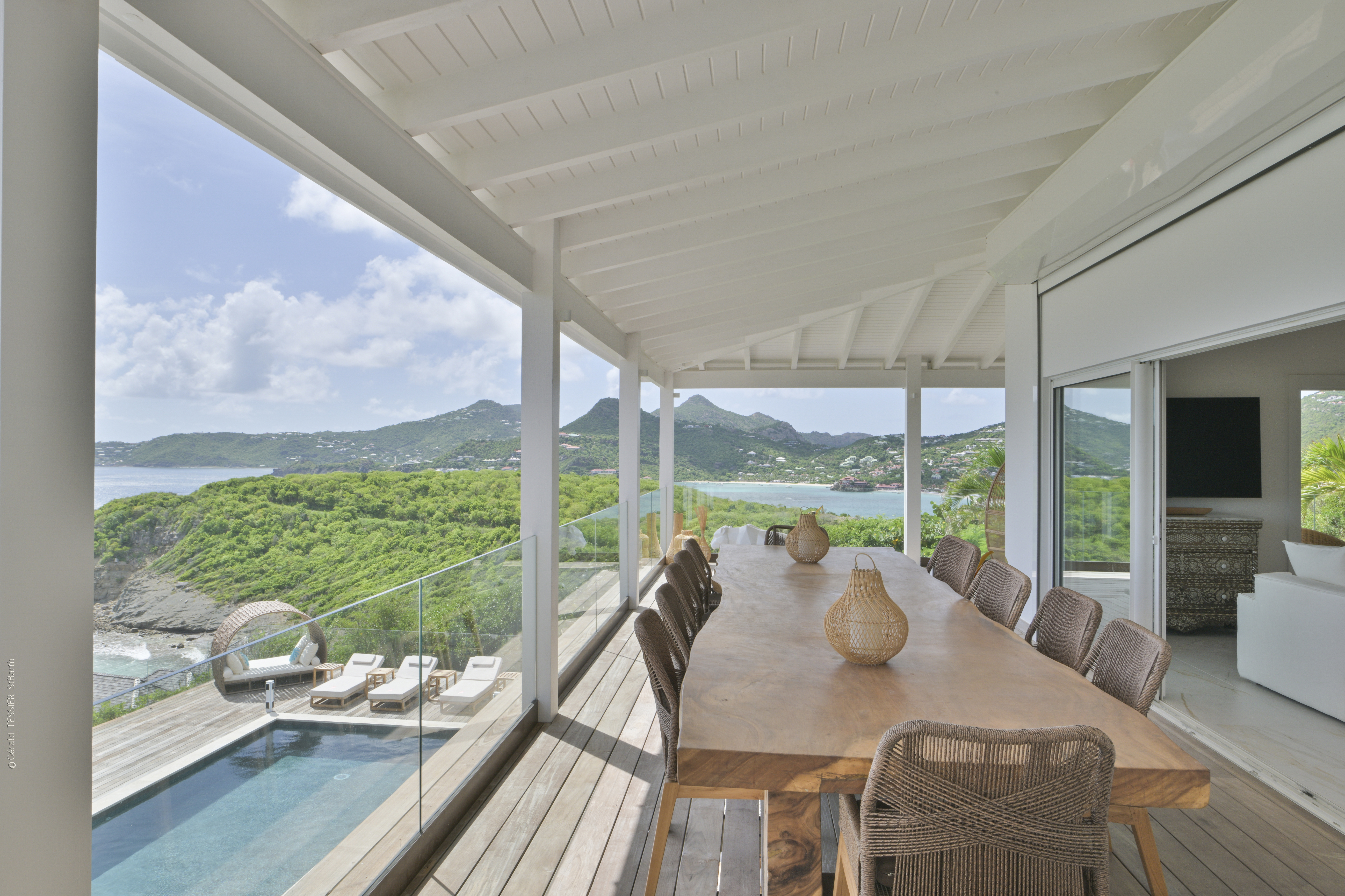 Taste - Coeur de Pirate in Anse des Cayes, St. Barthélemy