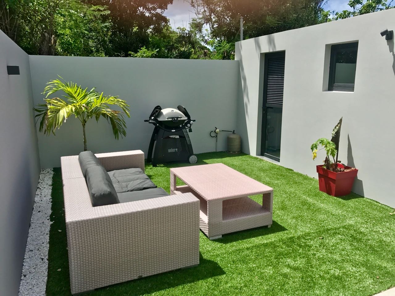 Hear - Ride in Anse des Cayes, St. Barthélemy