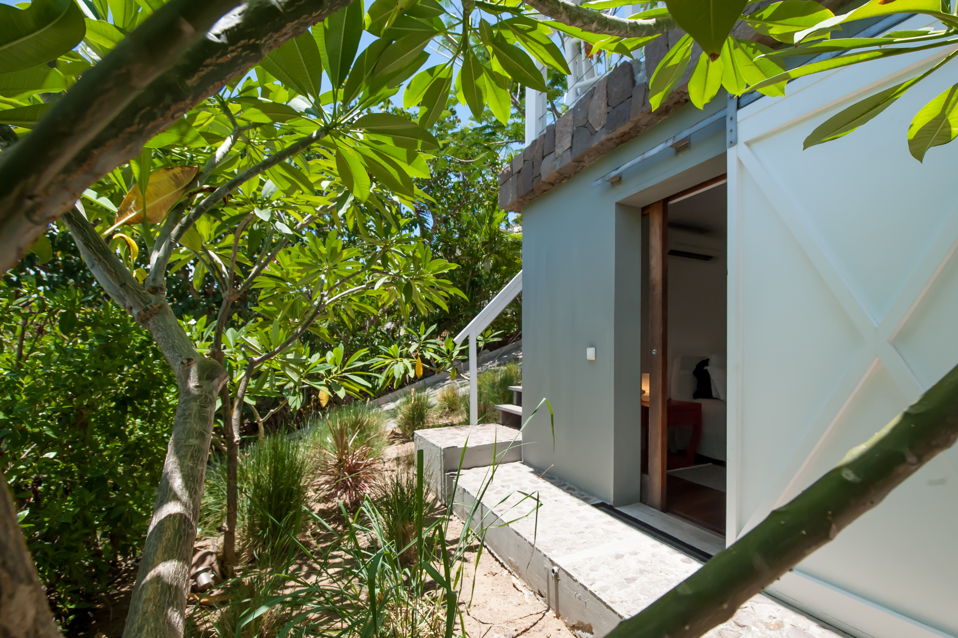 Hear - Teora in Marigot, St. Barthélemy