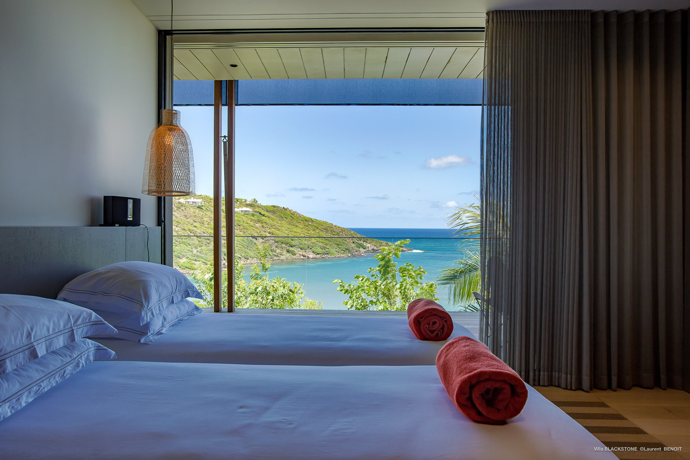 Hear - Blackstone in Marigot, St. Barthélemy