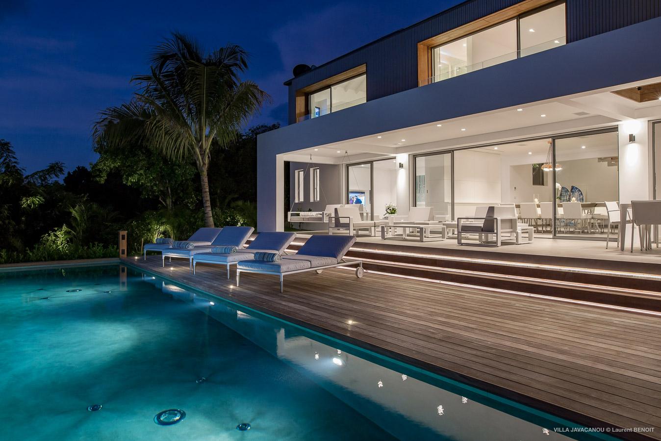 Smell - Javacanou in Marigot, St. Barthélemy