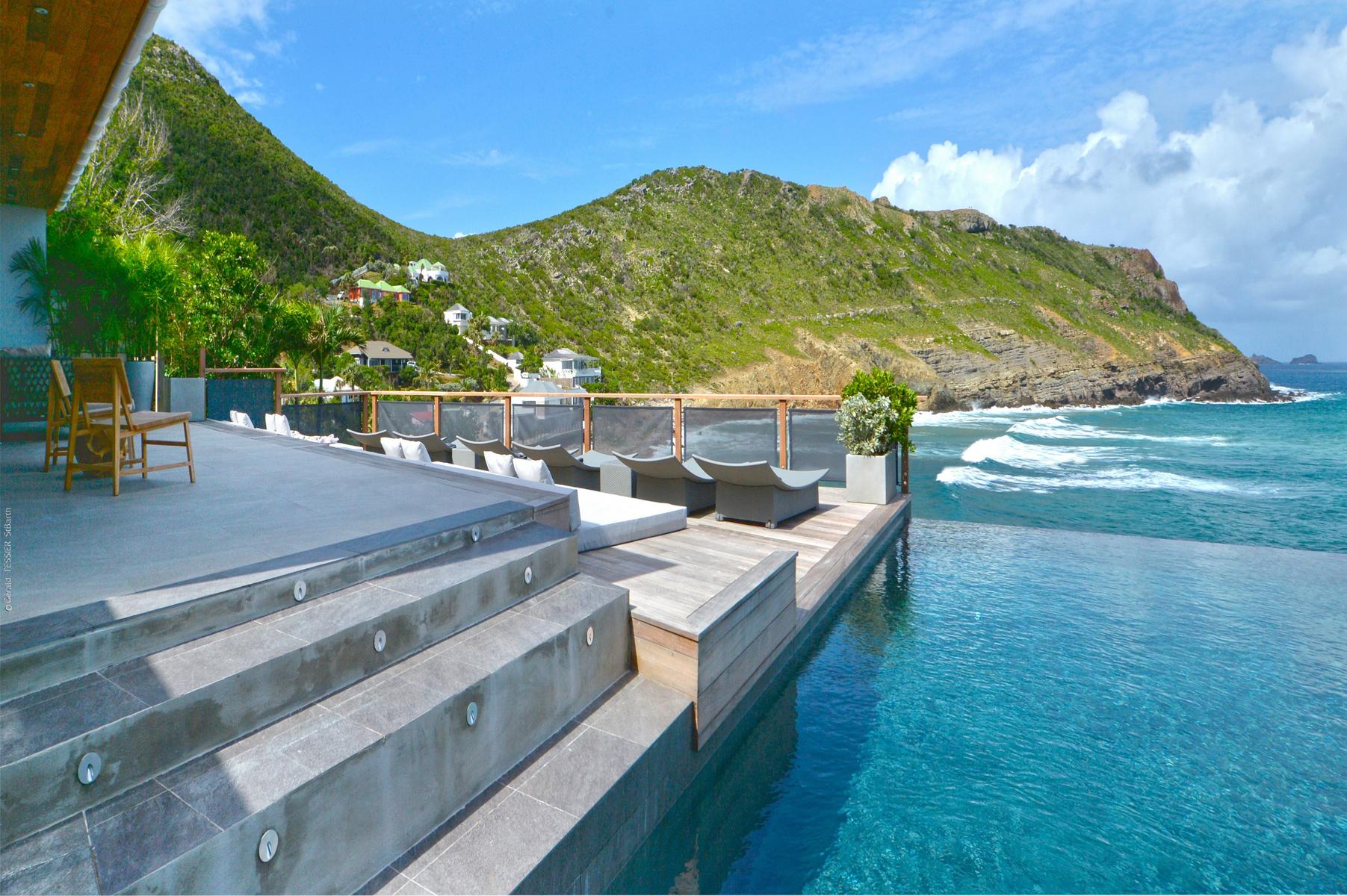 Smell - Pélican in Anse des Lézards, St. Barthélemy