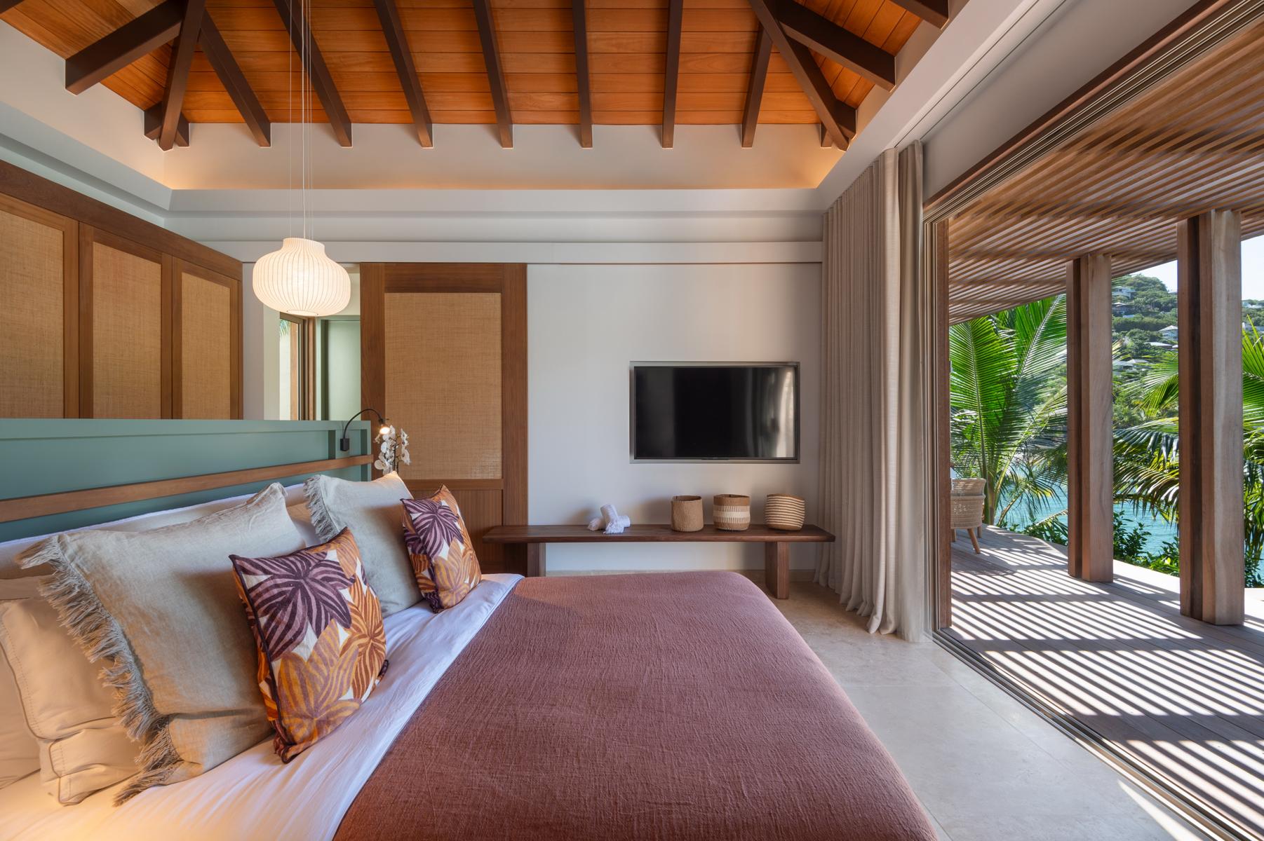 Smell - Linda in Marigot, St. Barthélemy