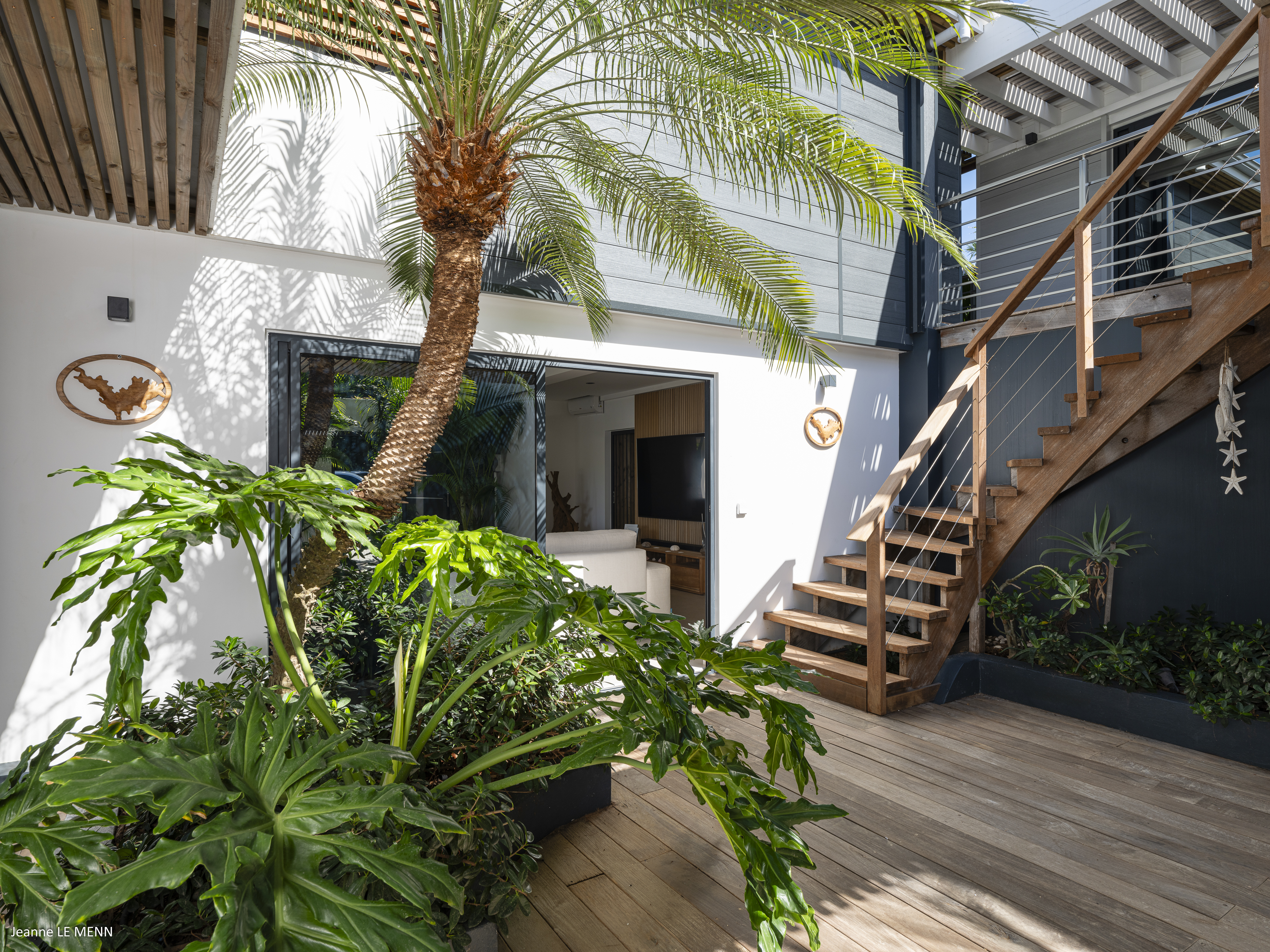 Smell - Mathilda in Marigot, St. Barthélemy