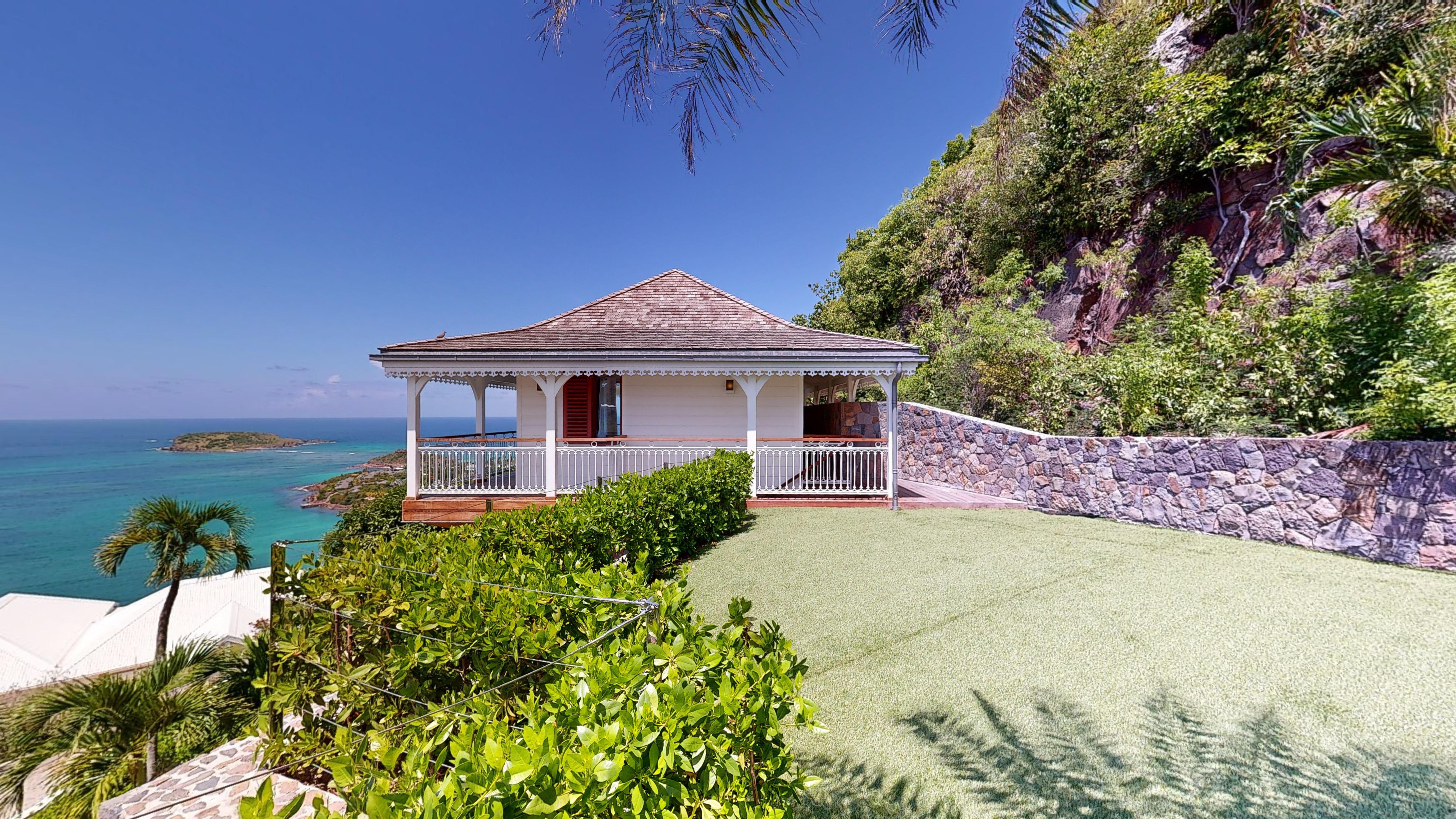 Hear - Mustique in Marigot, St. Barthélemy